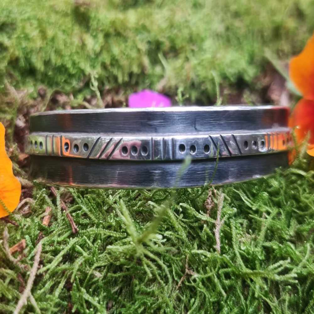 African Range Silver Bangle AR4 XLarge