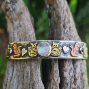 M3-Cat-wide-medium-bangle