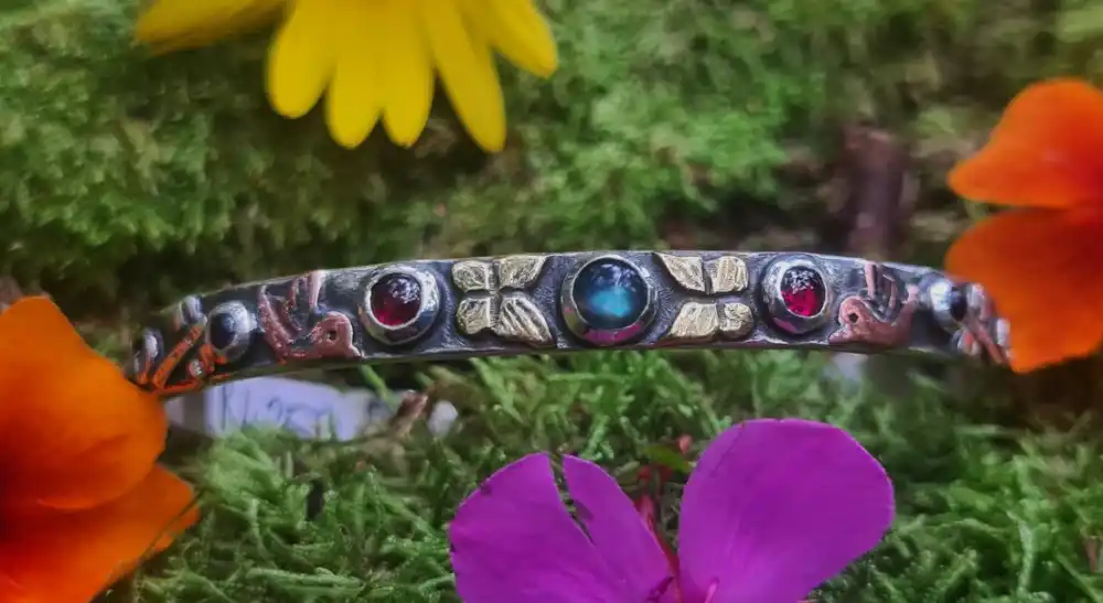 butterfly-bangle-size-pic